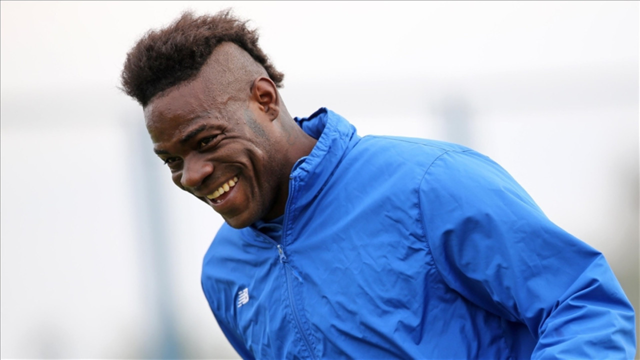 Balotelli nereden nereye: Kendini 3. Lig takımına önerdi