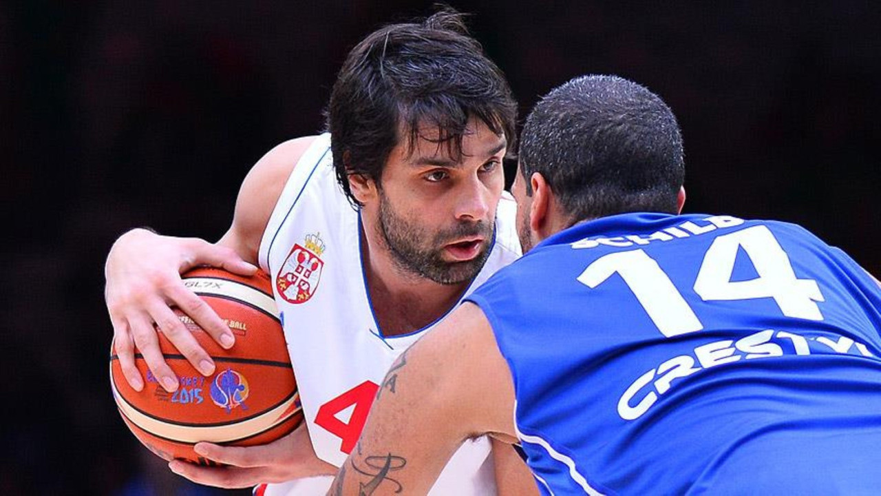 Efsane Milos Teodosic'ten 38 yaşında basketbola veda