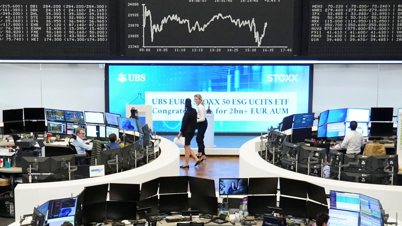 Savunma şirketlerinde NATO rallisi