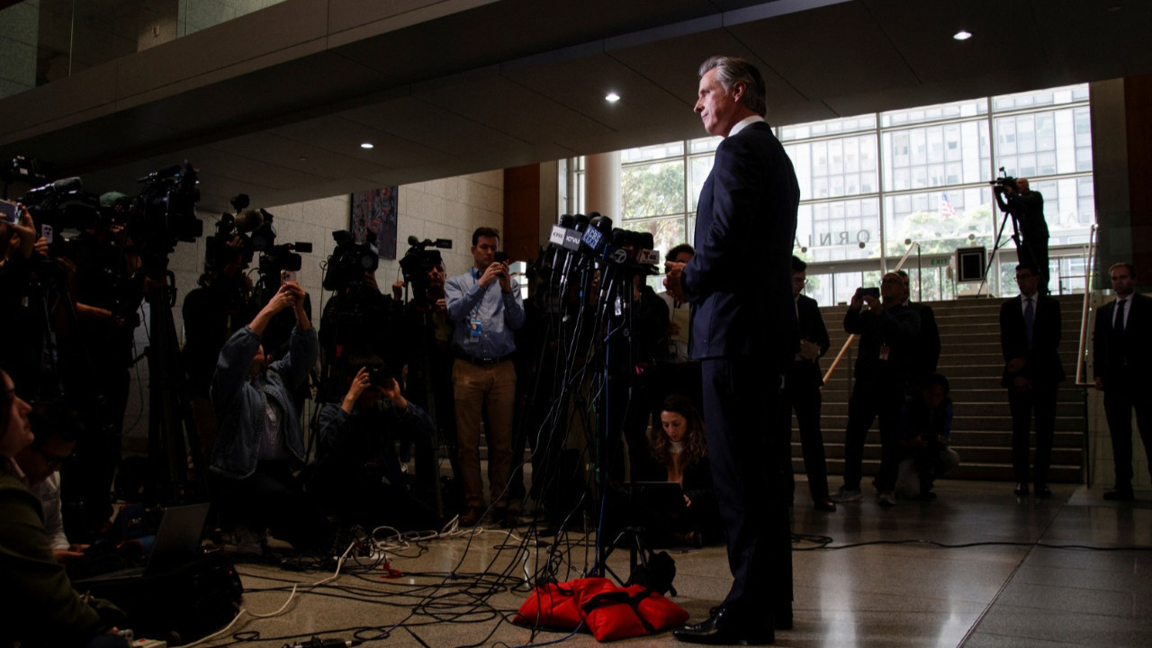 Fox News'e tarihi iftira davası