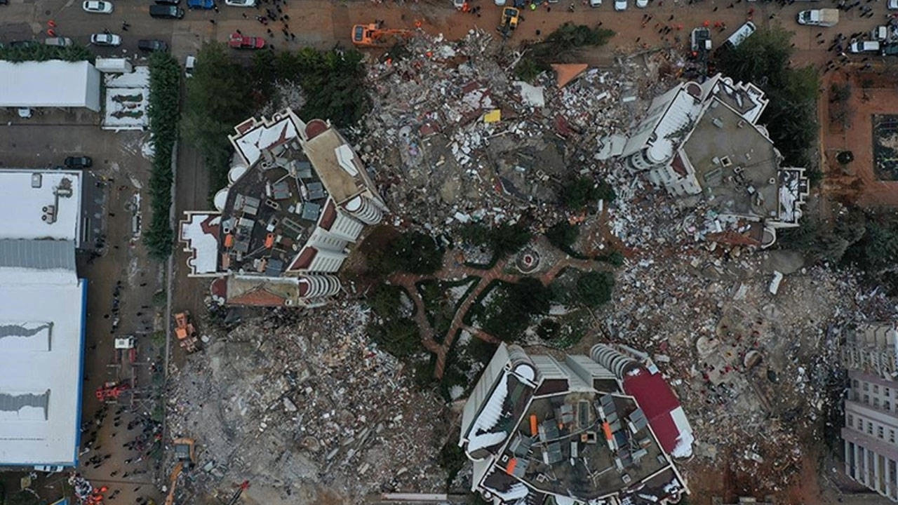 Güven Apartmanı davasında 8 sanık için 'bilinçli taksir' suçundan ceza istemi