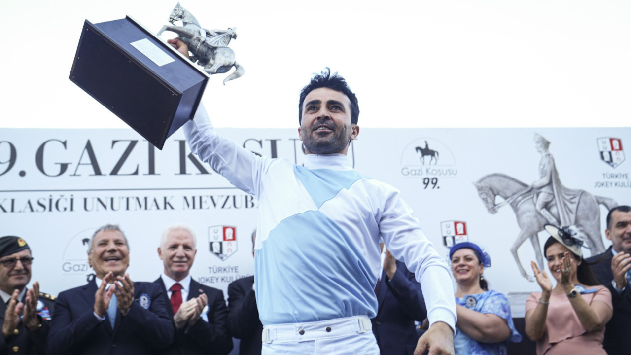 Gazi Koşusu'nu 8. kez kazanan Ahmet Çelik'in gözü Mümin Çılgın'ın rekorunda