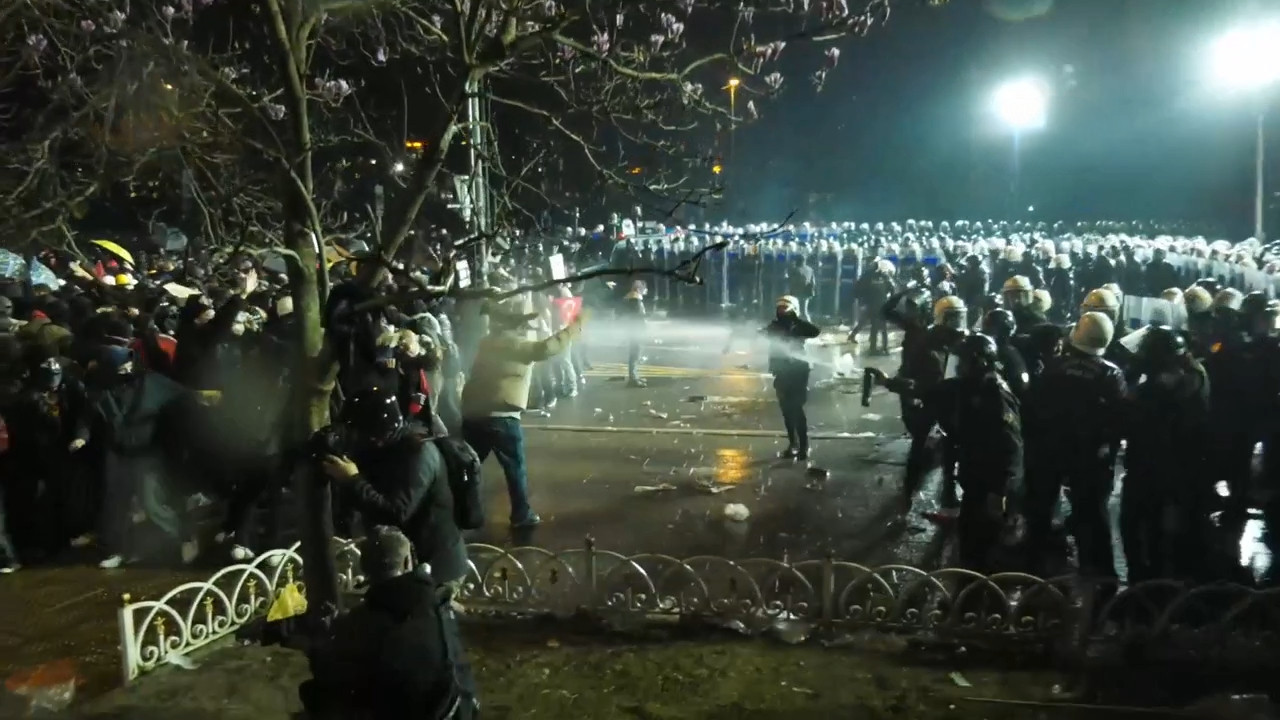 Mahkemeden bazı polisler ve kamu görevlileri için suç duyurusu