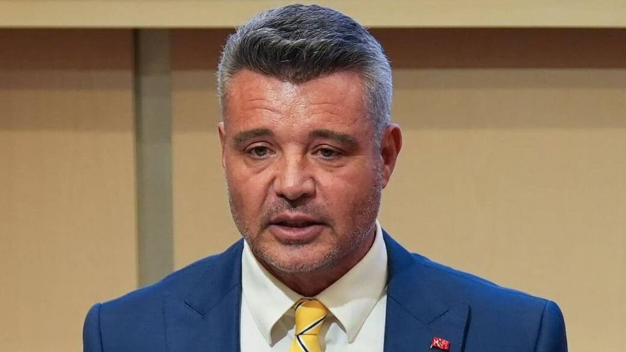 Sadettin Saran'dan 'yapı' çıkışı: Bahanelerin arkasına sığınmadan...