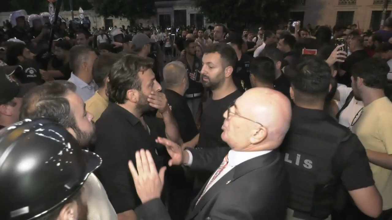 CHP'li Yunus Emre: Bir polis memuru arkadan gelip bana vurdu