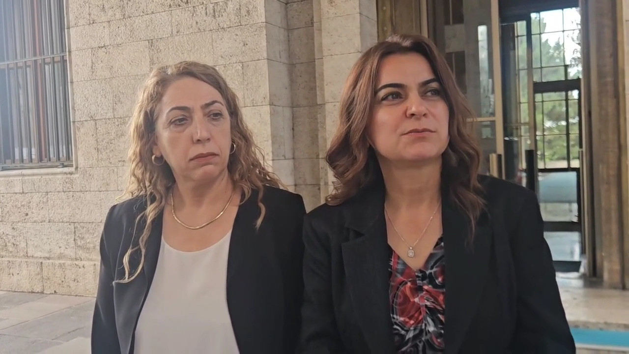 DEM Parti 'komisyon önerisini' sundu