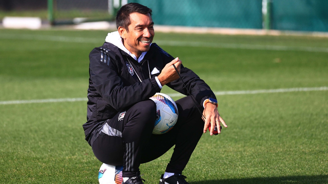 Beşiktaş'ta tutunamadı, Liverpool'da yardımcı hoca oldu