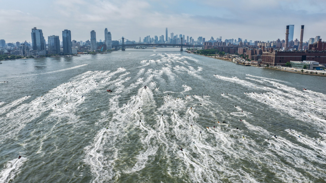 Milyon dolarlık konutlar kapış kapış gitti