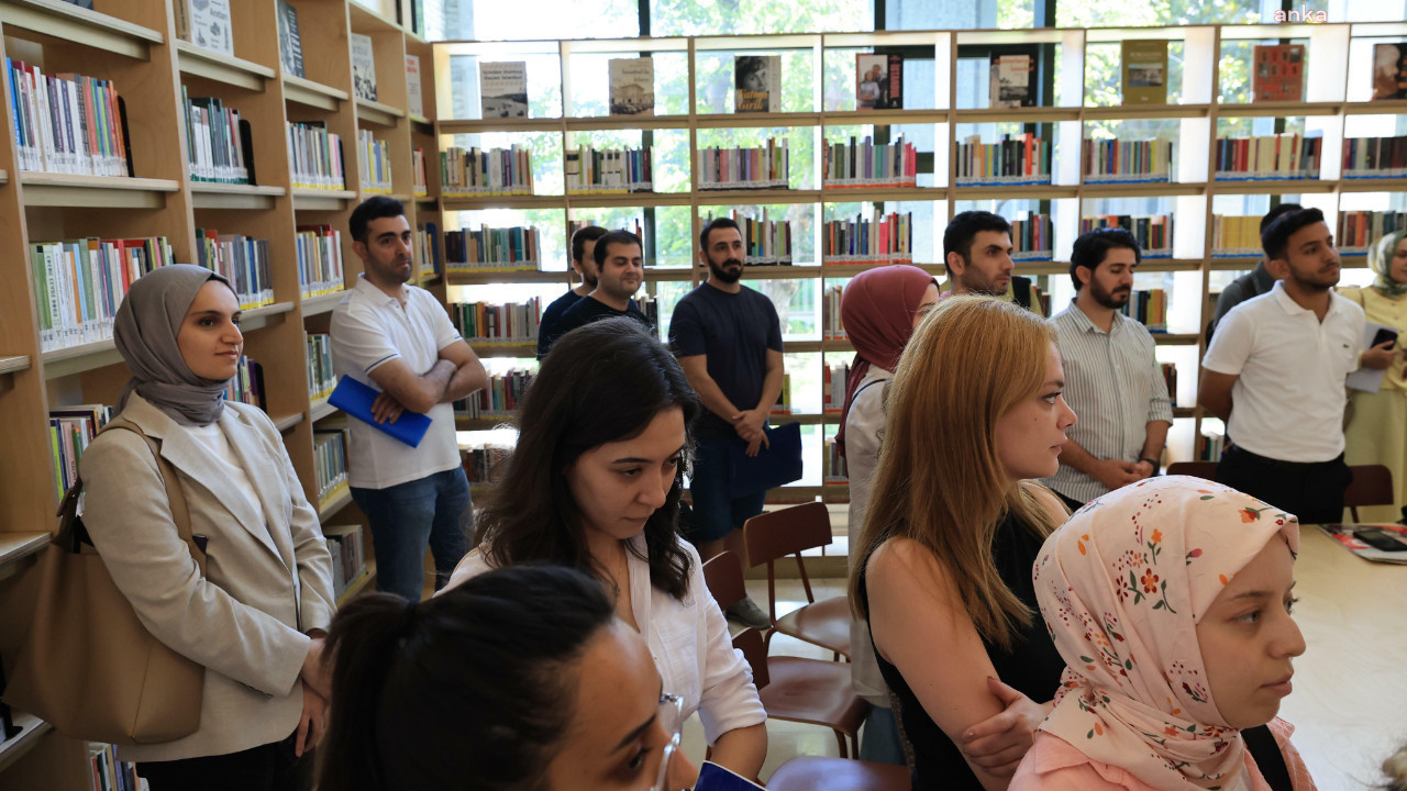 Bu da işsizlik yangını: 1780 kişi aranıyordu, 70 bin kişi başvurdu