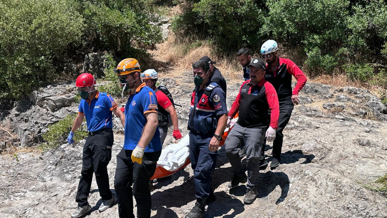 Tabiat parkında korkunç olay: Kayalıklar arasında erkek cesedi bulundu