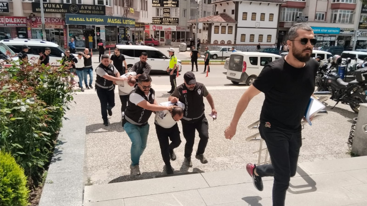 Boğazı kesilmiş halde bulunmuştu: 3 tutuklama