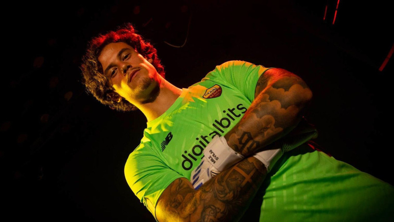 Galatasaray'da yeni rota Svilar