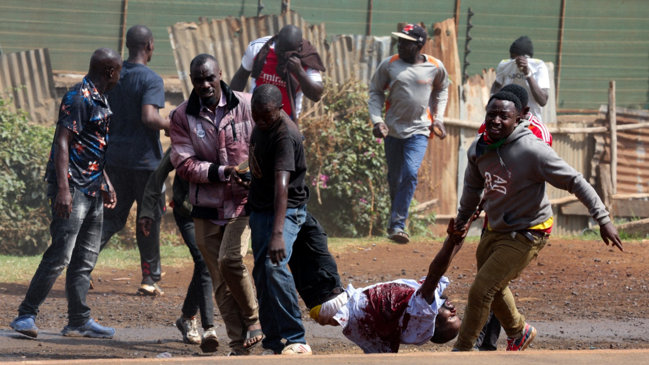 Kenya yangın yeri: Halk sokağa çıktı, kan döküldü