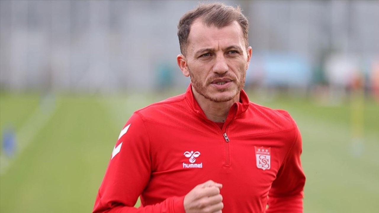 17 yıl sonra Sivasspor'dan ayrılan Ziya Erdal'dan vefasızlık suçlaması