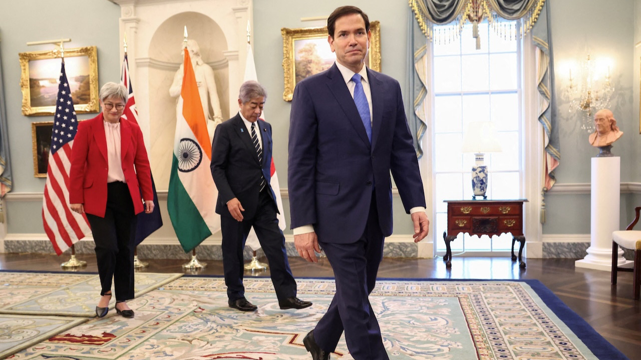 ABD'li bakanın sesini kopyalayıp bakanları ve siyasetçileri kandırdılar