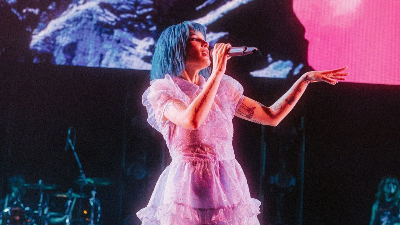 Halsey’den Türkçe mesaj sürprizi