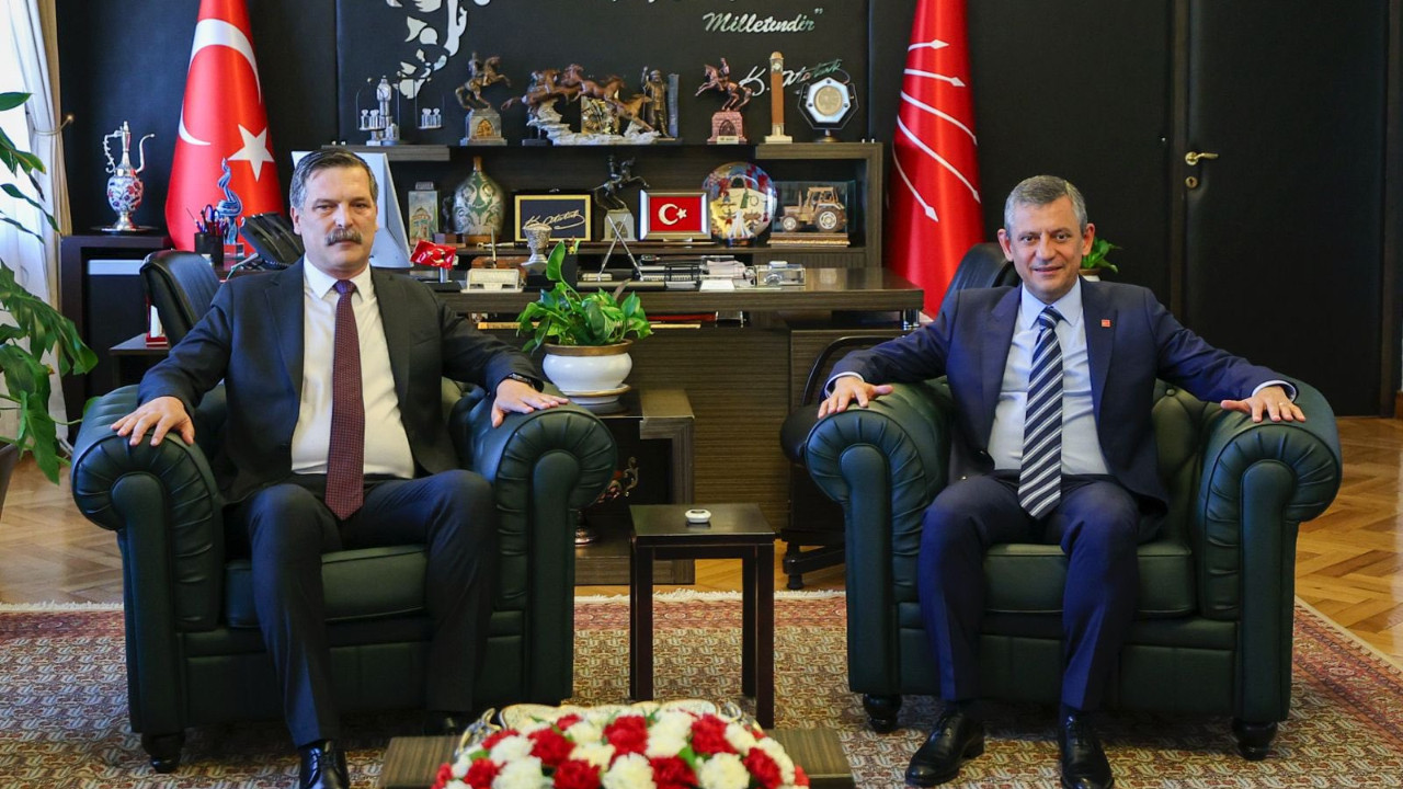 Özgür Özel, Erkan Baş ile görüştü