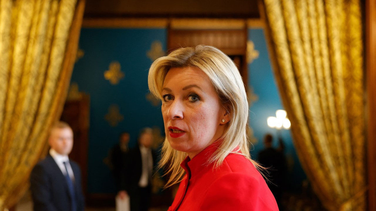 Rusya, Ermenistan’la da gerildi