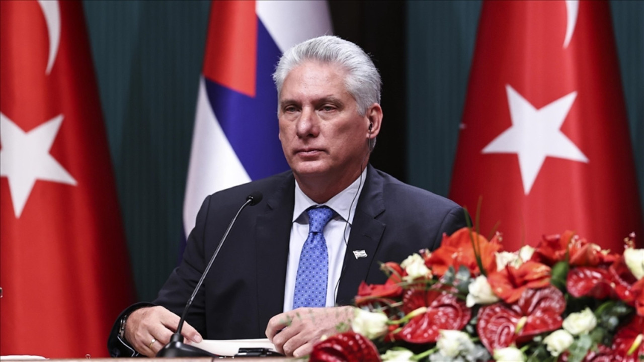 ABD'den Küba liderine yaptırım