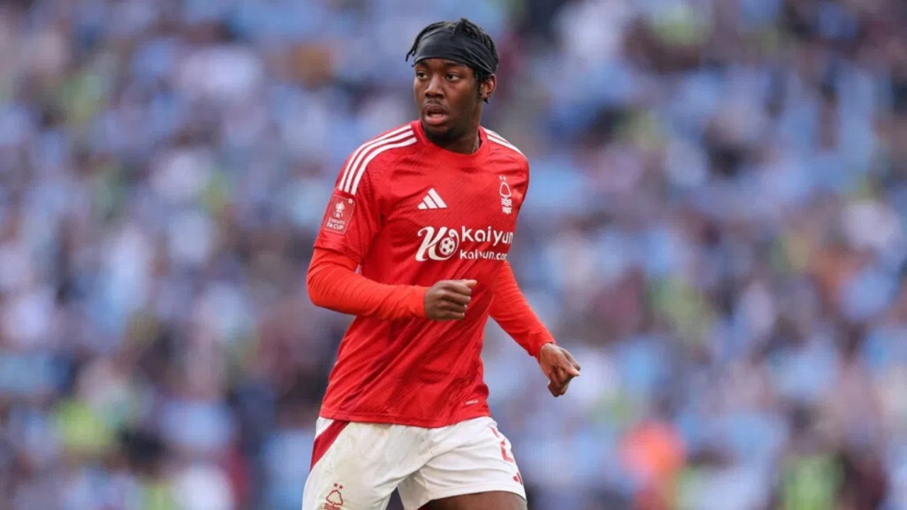 Newcastle United, Elanga'yı Forest’tan aldı