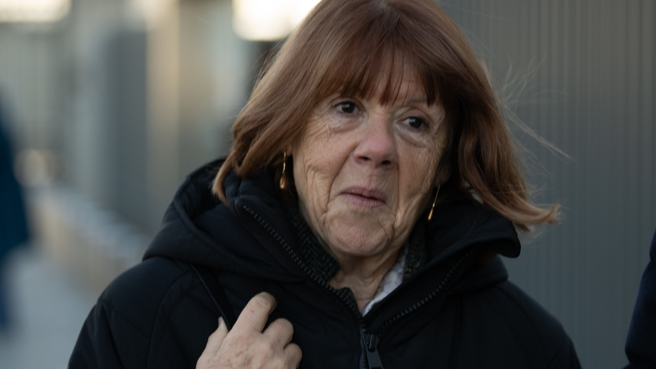 Avignon Canavarı'na savaş açan kadına şeref nişanı veriliyor