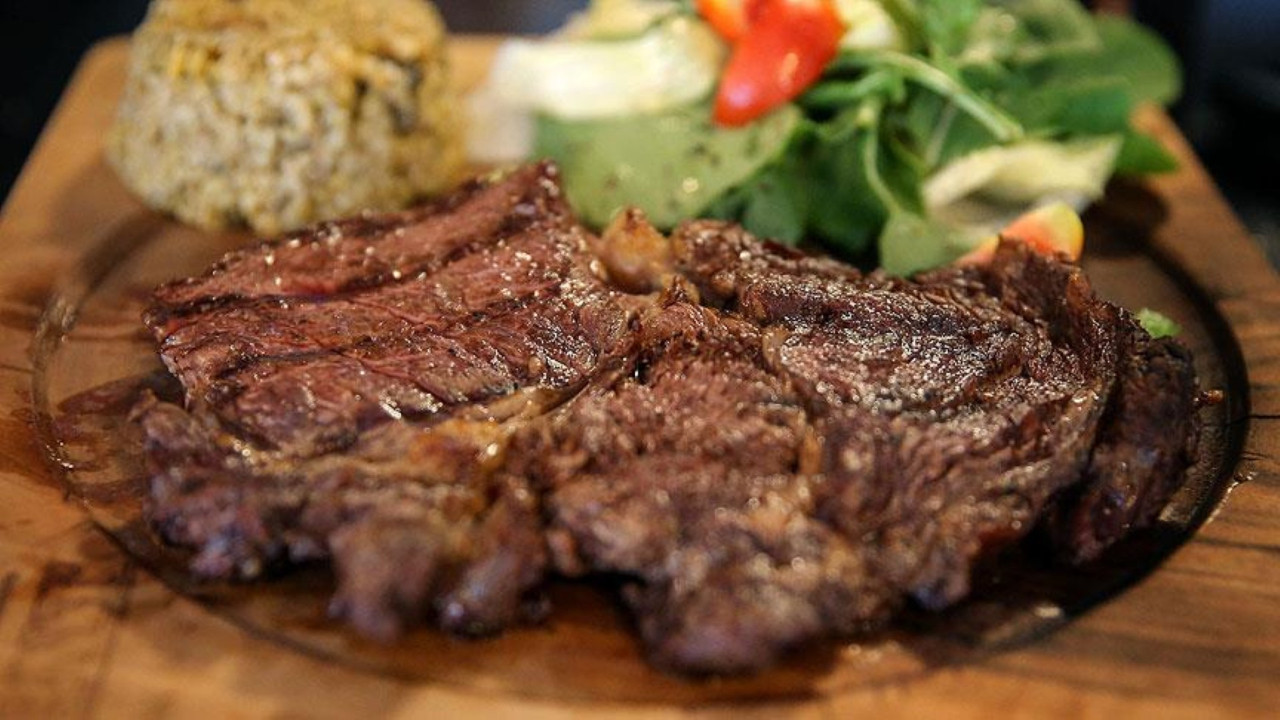 Sosyal medya doğru söylemiyor: Aslında ne kadar et yemeye ihtiyacımız var?