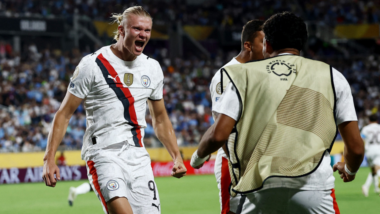 Manchester City'den rekor anlaşma: 1 milyar sterlin alacaklar!