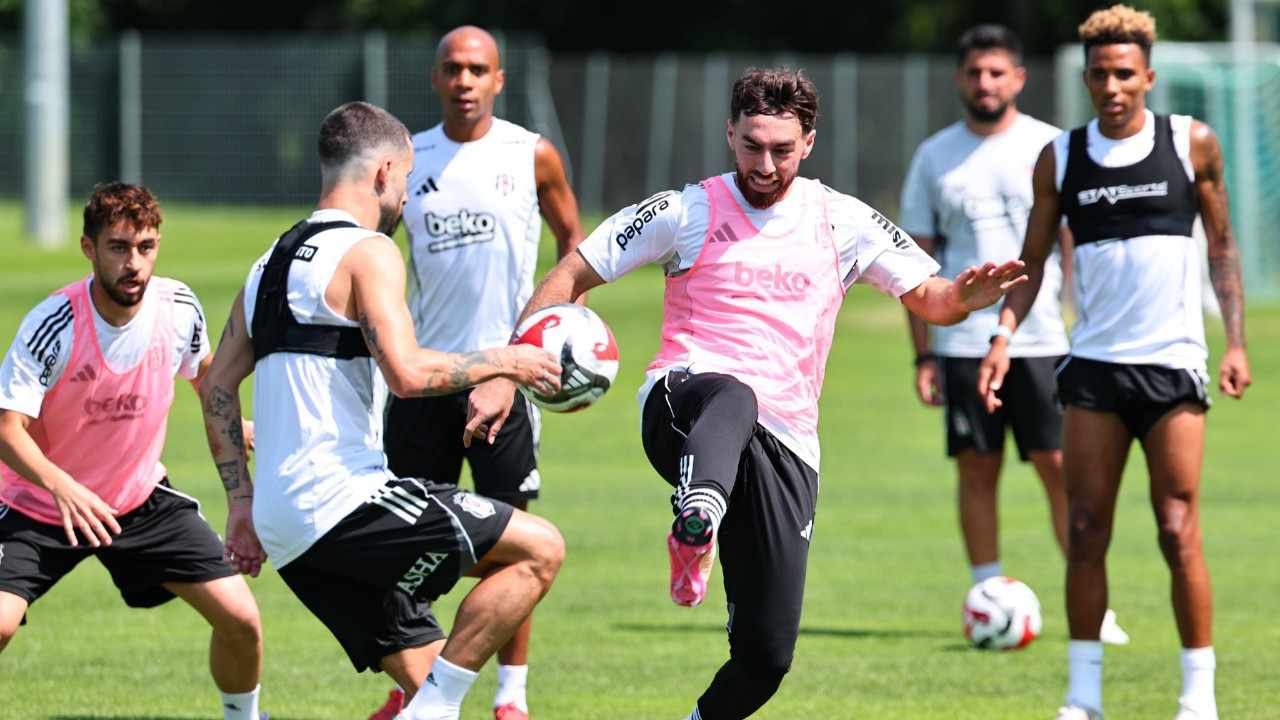 Orkun Kökçü sahaya indi