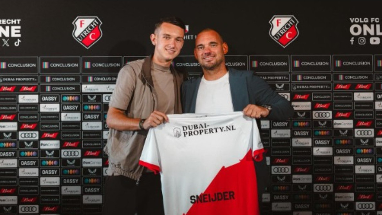 Wesley Sneijder'in oğlu, profesyonel futbola adımını attı