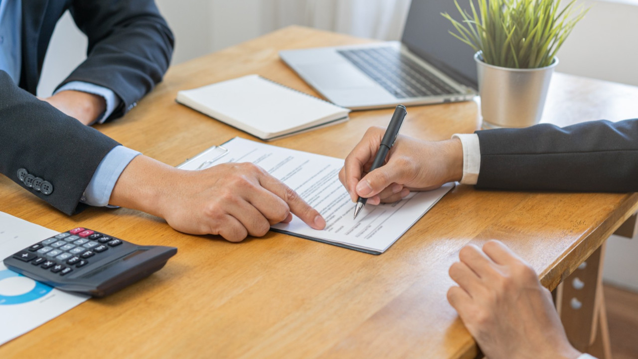 Zorlu'dan İsrail'de hisse satışı