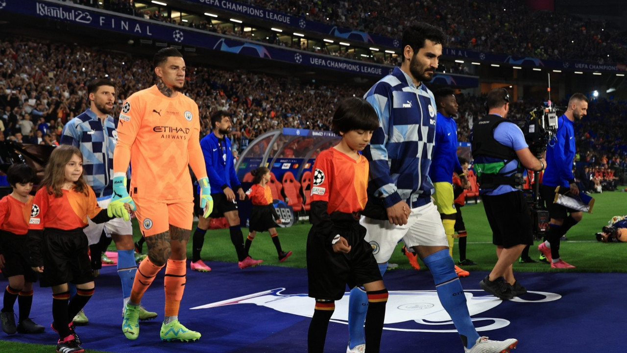 Galatasaray Osimhen'i beklerken, Manchester City operasyonu!