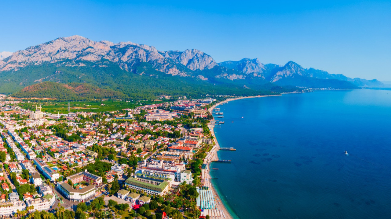 AKP'nin taşınmaz satışı 5 milyar doları geçti