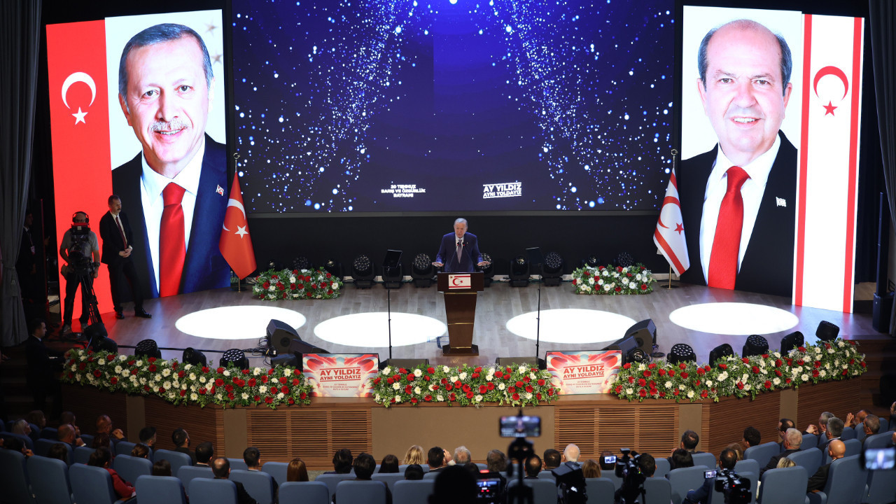 Erdoğan'dan Tatar'a: Bizi barakada karşılıyordun