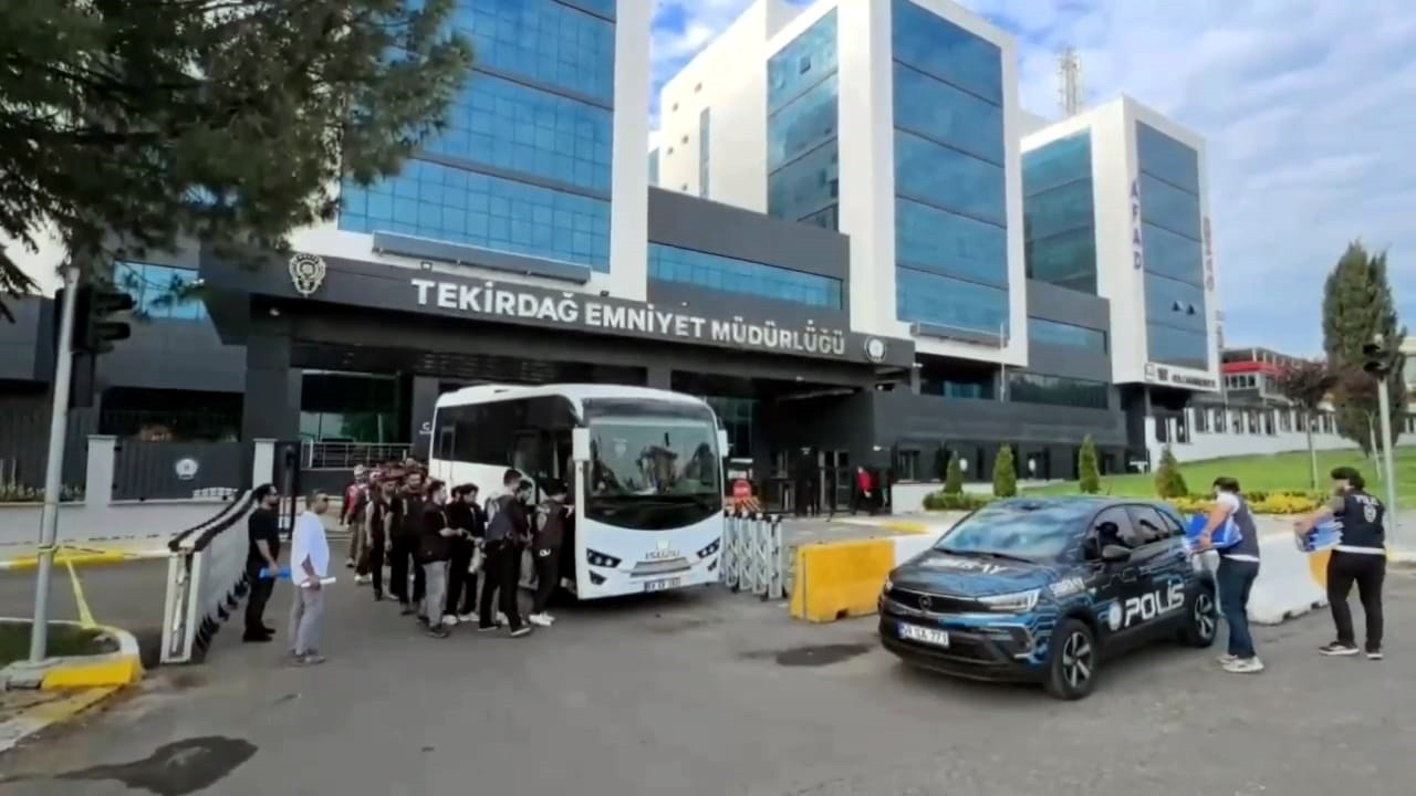 ‘Evde sabun paketleme işi’ yalanıyla dolandırıcılık: 16 şüpheli tutuklandı