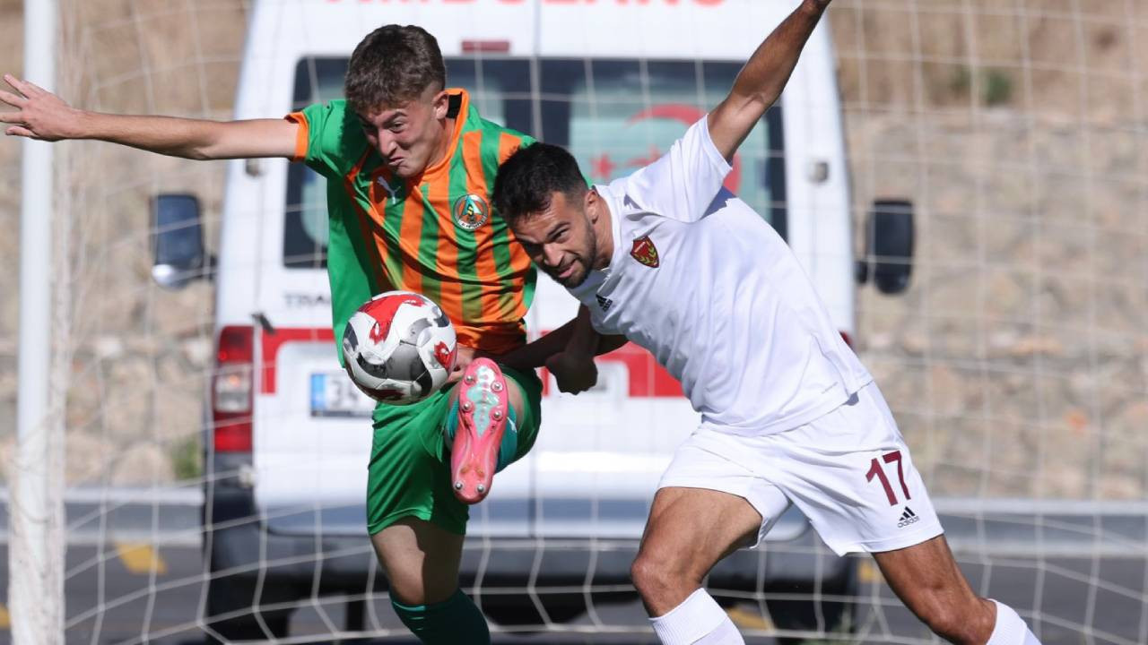 Alanyaspor, Hatayspor'a 4 attı
