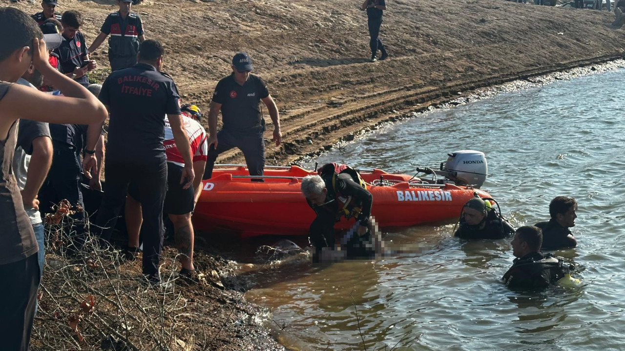 Gölete giren çocuklar boğuldu
