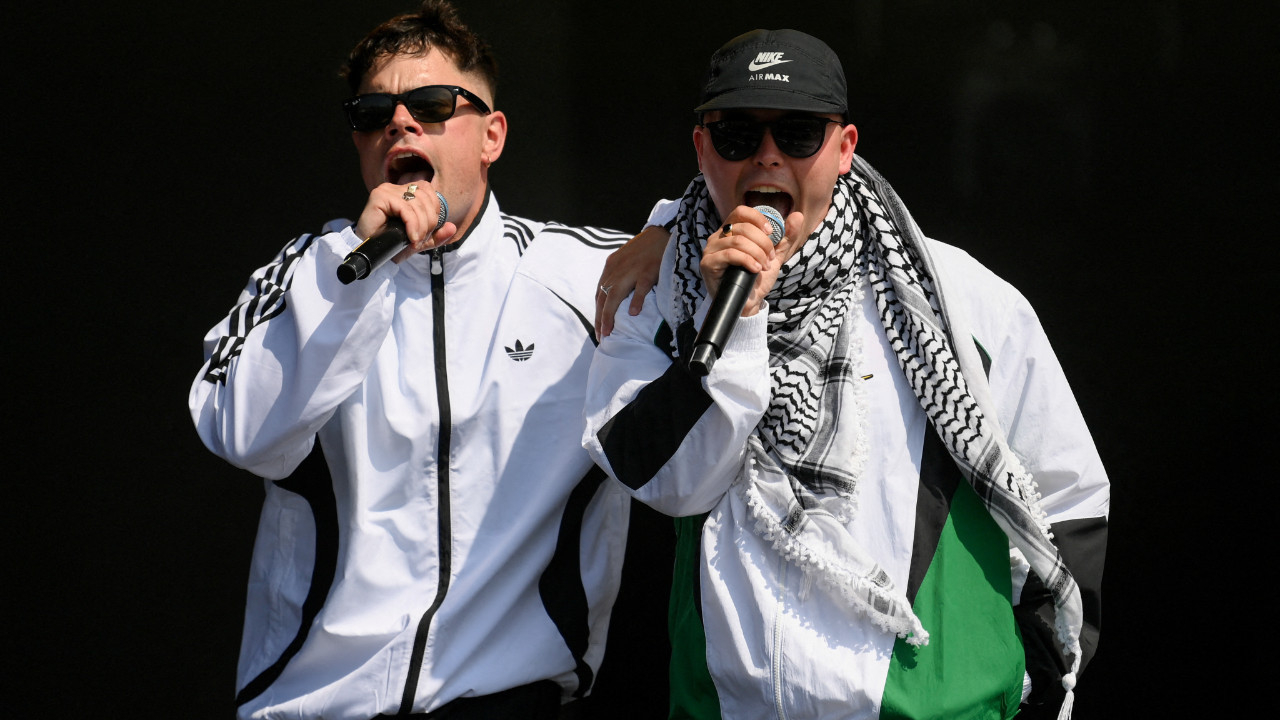 İsrail'i eleştiren müzik grubuna yasak: Ülkeye alınmayacaklar