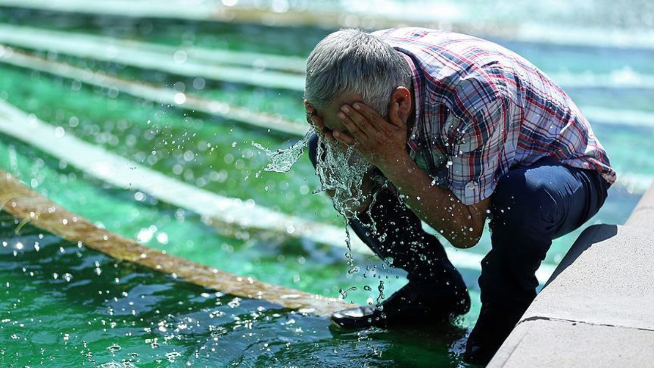 Türkiye adeta yanıyor… 43 ilde 35 derecenin üstü görüldü