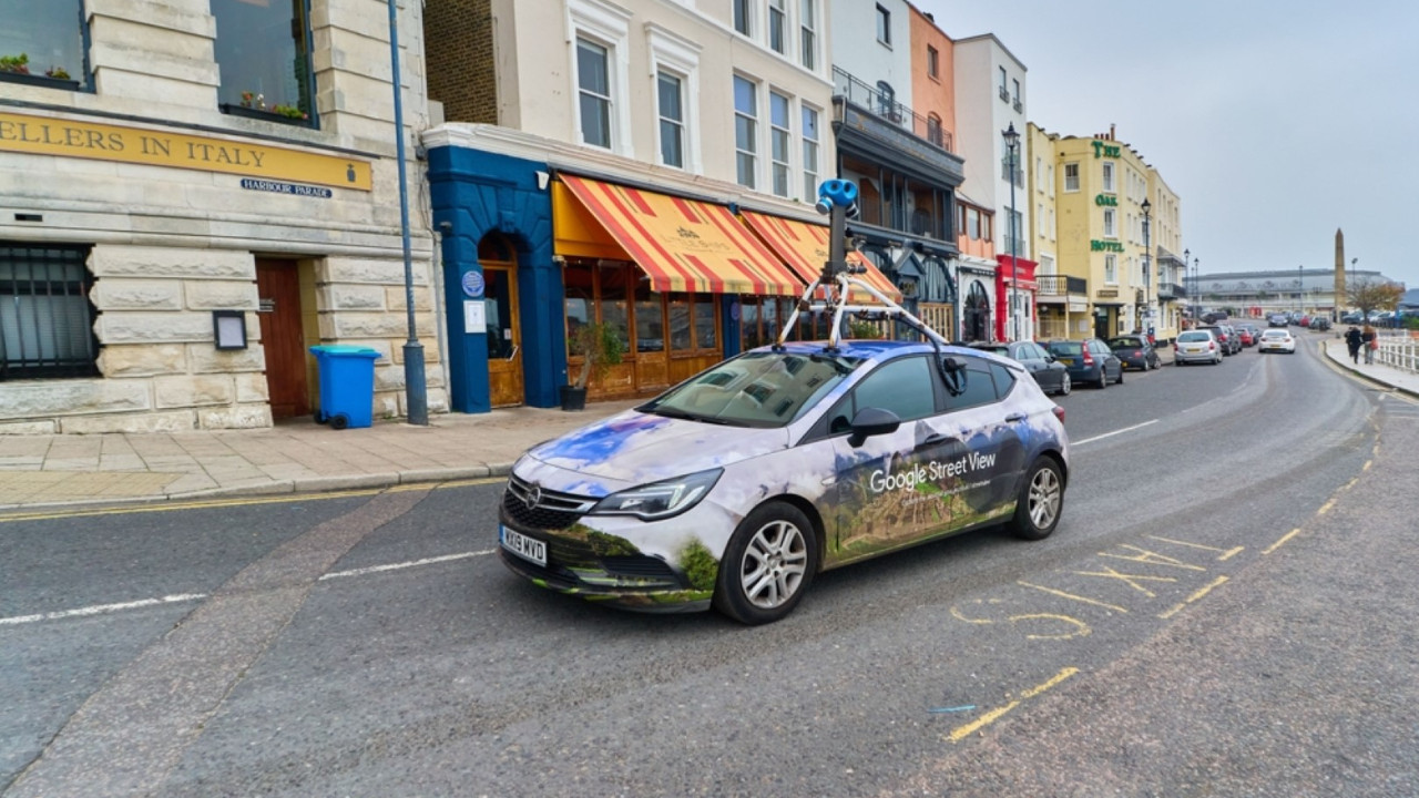 Google Haritalar'a çıplak yakalandı, binlerce dolar tazminat kazandı