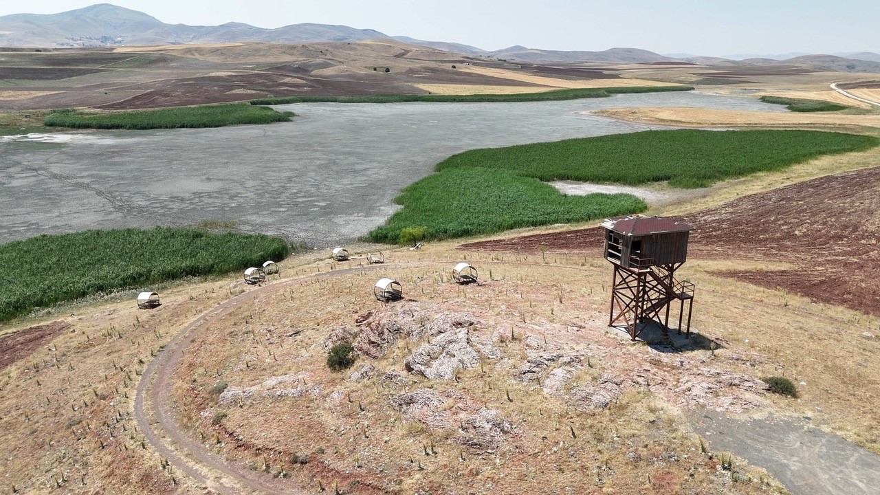 Göller arka arkaya kuruyor: Doğa sessizliğe büründü
