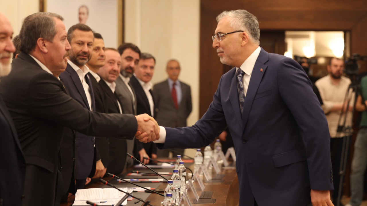 Memurun zam pazarlığı başladı