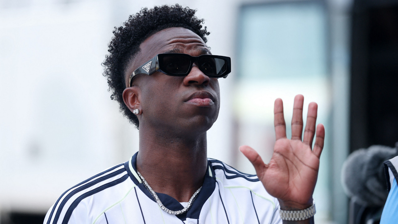 Real Madrid köşeye sıkıştı: Vinicius Jr planı