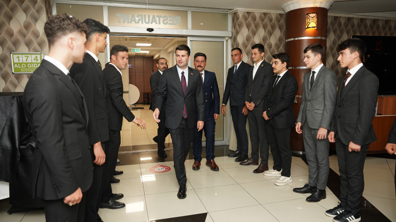 Ülkü Ocakları'ndan CHP'ye protokol yanıtı: 'Uyuşturucuya ses çıkarmazlar'