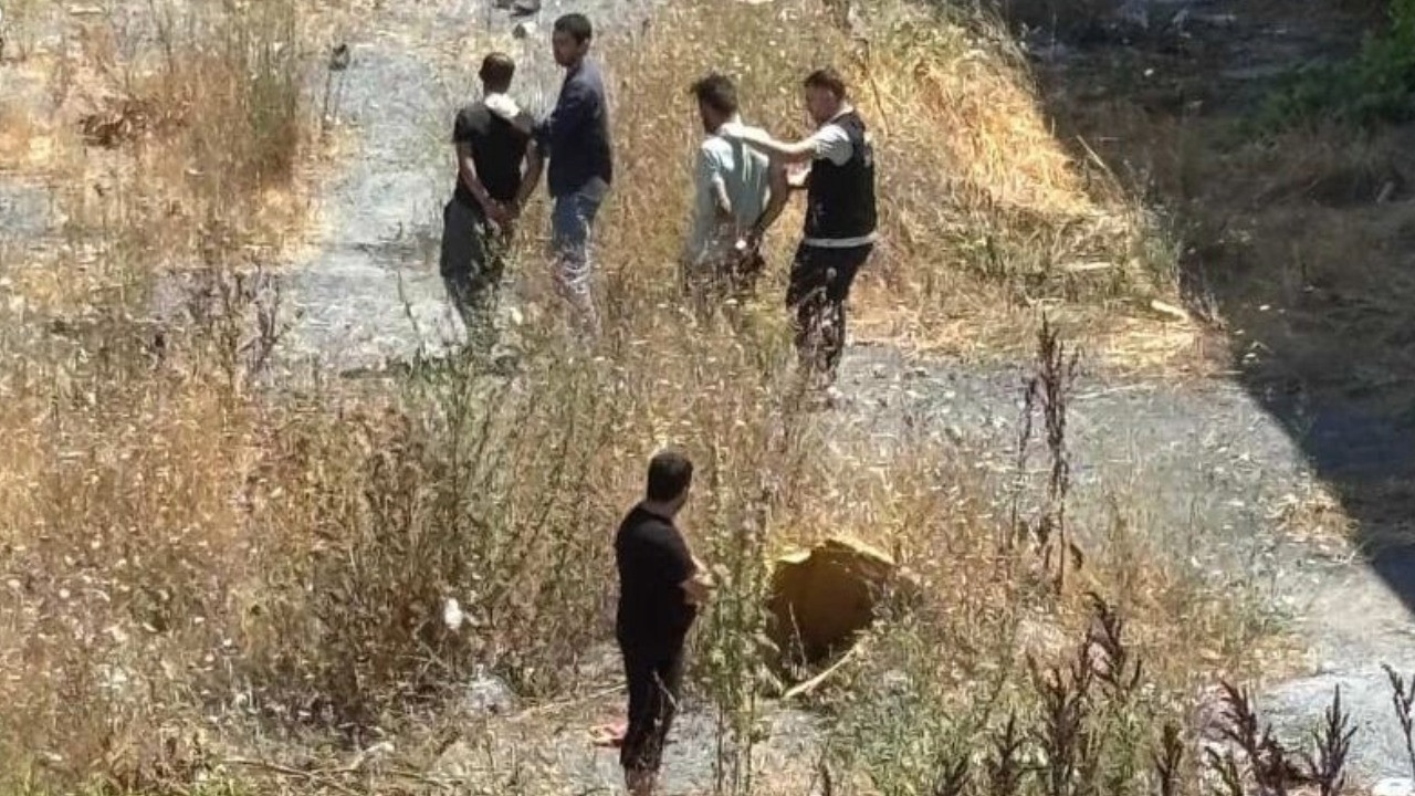 Güpegündüz uyuşturucu kullandılar: Polis operasyon yaptı