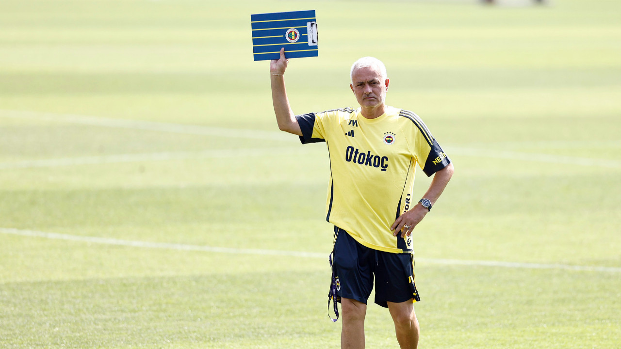 Mourinho'nun mesajı yerine ulaştı: Fenerbahçe'de sıcak gelişmeler