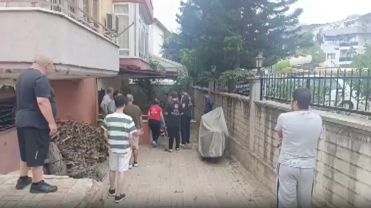Antalya'da bir tuhaf olay: Evinin önünde ölü bulundu