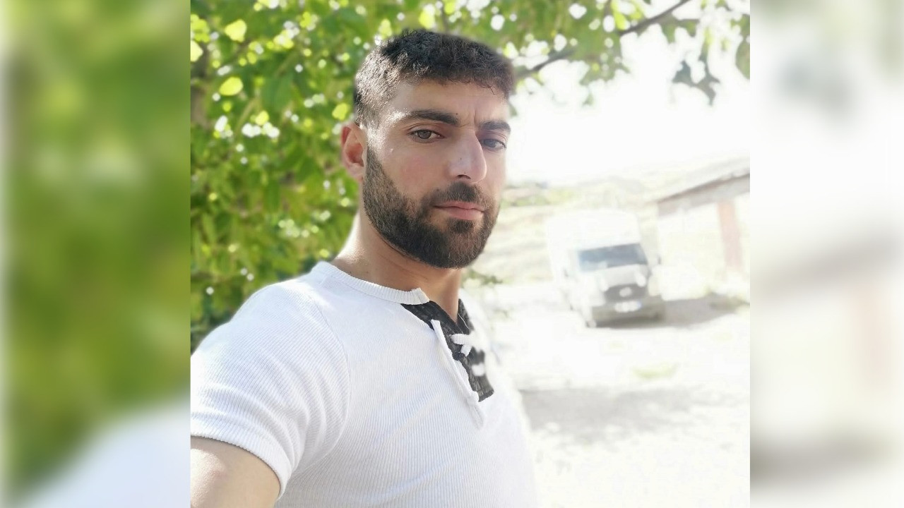 Hareket eden araçtan atladı: Feci şekilde can verdi