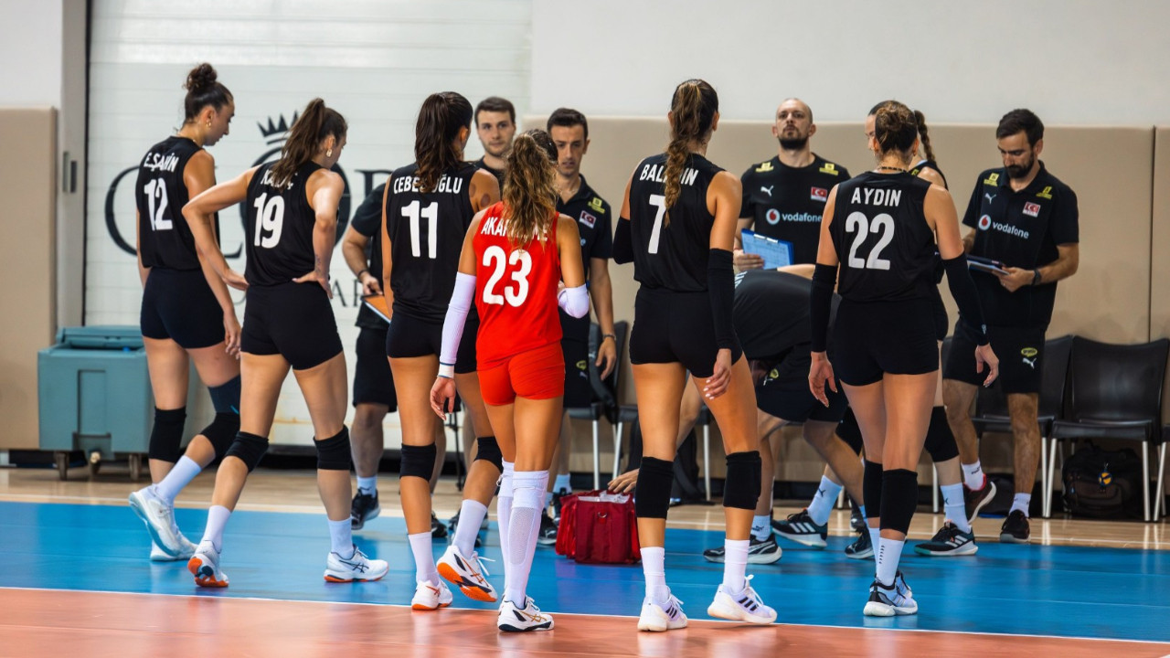 Filenin Sultanları'ndan müthiş geri dönüş: Sırbistan'ı yine yendik