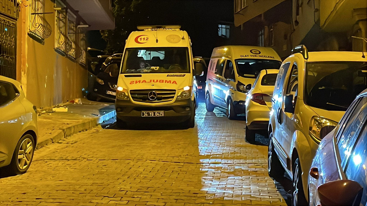 Evine çilingirle girdi, eşini ölü buldu