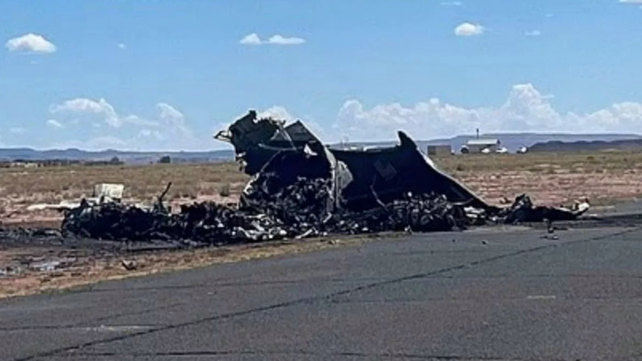 Hasta nakil uçağı düştü: Dört kişi öldü